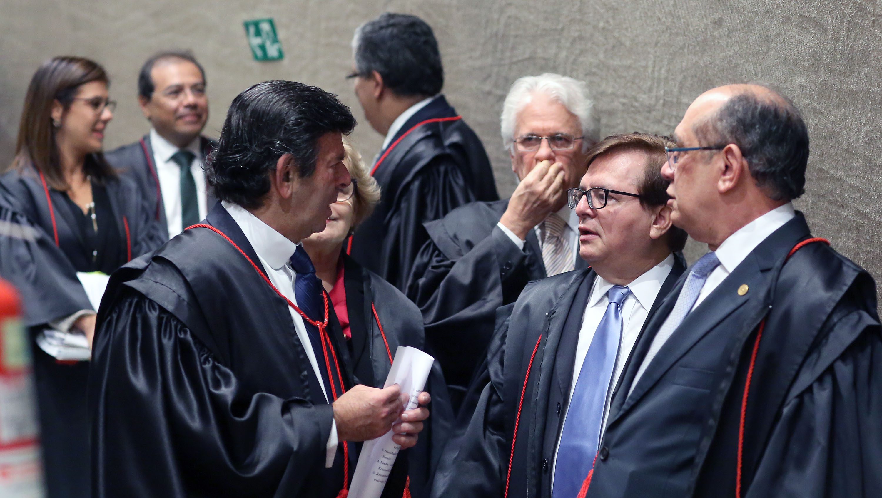 O TSE pode fazer de conta que a Lava Jato não existe?