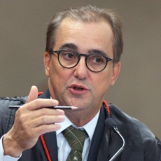 PGR denuncia ministro do TSE ao STF