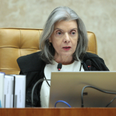 Cármen Lúcia busca reconstruir pontes no STF