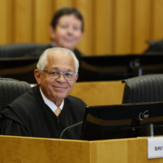 TST elege novo presidente