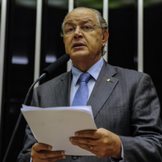 Luiz Carlos Hauly: ‘sistema brasileiro é um manicômio tributário’