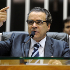 Justiça Federal concede liberdade ao ex-ministro Henrique Eduardo Alves