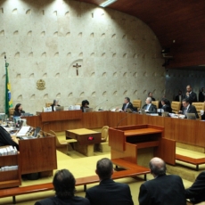 Sessão do STF – 25/04/2018