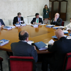 STF aprova incluir em proposta de orçamento reajuste de 16,38% para ministros