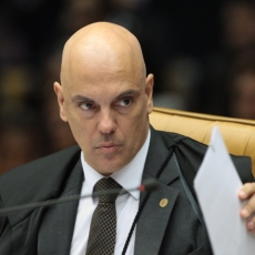 Alexandre de Mores defende que partido não pode retirar pedido de liminar