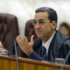 Pendente há 8 anos, decisão sobre recebimento de denúncia é adiada no STJ 