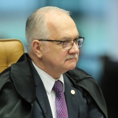 Juiz diz que áudios de Lula foram deixados fora dos autos para inibir vazamentos