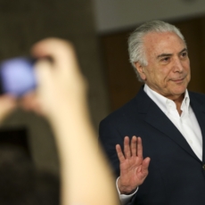 Temer veta cotas de transferência de refugiados por estados