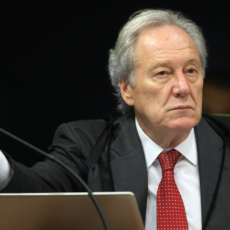 A pedido de Lewandowski, 2ª Turma julgará ação de Lula contra Moro por áudios