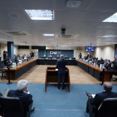 Concurso público para magistratura: por que idade mínima não é o verdadeiro problema