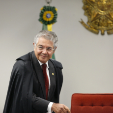 Marco Aurélio nega suspender eficácia de MP que alterou regras trabalhistas