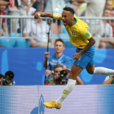 Como Neymar se tornou imune à moderação na rede social