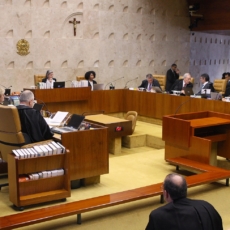 Maioria do STF vota por prazo para ressarcimento dos cofres públicos por improbidade