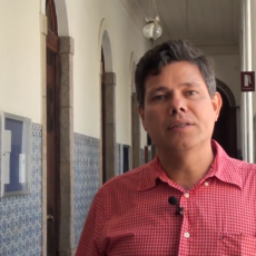‘Tabelar não é o caminho’, diz professor da UFRJ sobre preço de combustíveis
