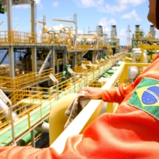 Venda de refinarias da Petrobras traz desafios regulatórios ao Cade e à ANP