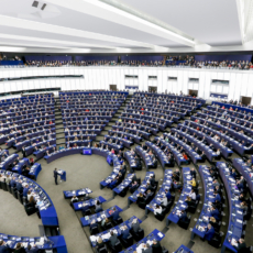 Europa aprova norma que ameaça memes e internet como conhecemos