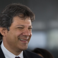 Haddad pede ao TSE para ser entrevistado pela Globo no horário do debate