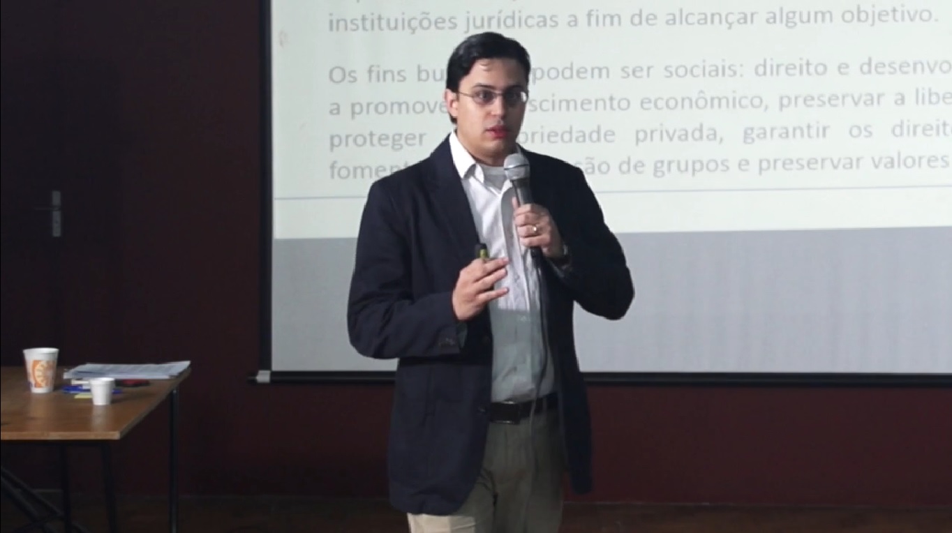 Curso Direito e Desenvolvimento