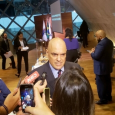 Moraes sugere alteração no regimento do STF para acelerar julgamento de liminares