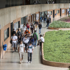 Toffoli garante teto salarial igual para professores de universidades federais e estaduais