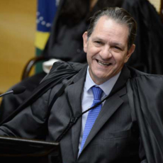 ‘Efeito vinculante do reajuste do Judiciário é uma papagaiada’, diz Noronha