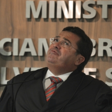 STF arquiva inquérito que investigava ministro do TCU por delação da Odebrecht