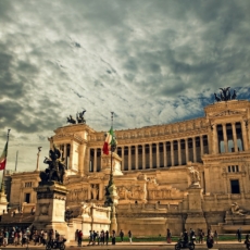 Rejeição do orçamento italiano e um alerta para o Brasil