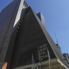 Já é quase agosto e dá para sentir ventos promissores da democracia