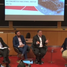 Tecnologia e tendências em gestão em Direito e Administração
