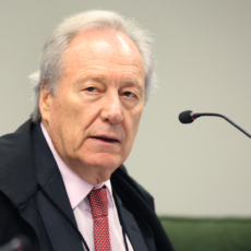 Lewandowski suspende MP que adiava reajuste de servidores públicos para 2020