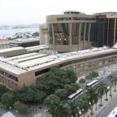 PGR denuncia desembargador do TJRJ por suspeita de vender decisões judiciais