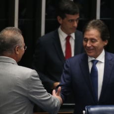 PGR é contra trocar investigação de Eunício e Renan de corrupção para eleitoral