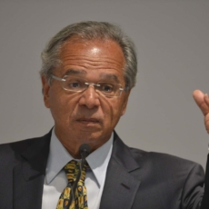 Força-tarefa da Greenfield avalia se envia ao STF investigação de Paulo Guedes
