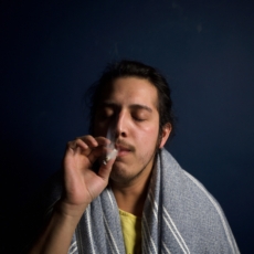 Anteprojeto de juristas prevê descriminalização do uso de drogas