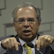 Guedes diz que proposta sobre redução do FGTS não teve e não terá aval para avançar