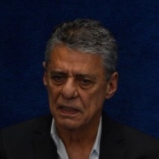 Vereador que atacou Chico, Caetano e Gil em redes sociais terá de se retratar