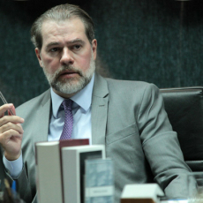 Toffoli discutirá com governadores judicialização da saúde