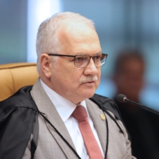 Fachin pode ditar ritmo da crise no STF sobre inquérito de ataques à Corte