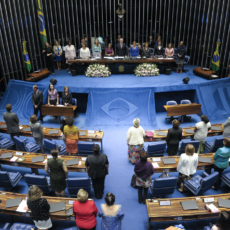 Senado se antecipa à Câmara e deve aprovar projeto para privatizar saneamento