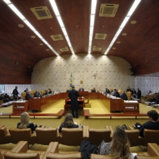 STF retoma julgamento que foi suspenso há 21 anos. Mérito não foi julgado