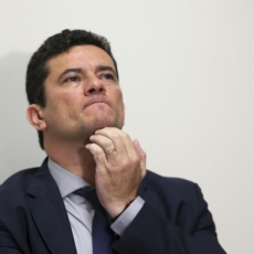 Fachin nega recurso de Lula contra suposta parcialidade de Moro no caso do tríplex