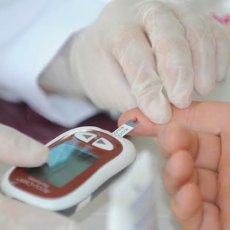 Contra gasto bilionário, Saúde quer reduzir público de canetas de insulina