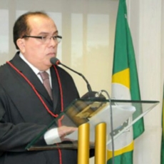 STJ condena desembargador do TJCE que vendia decisões pelo WhatsApp