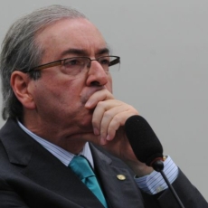 Após cirurgia e fazer teste para Covid-19, Eduardo Cunha vai para prisão domiciliar