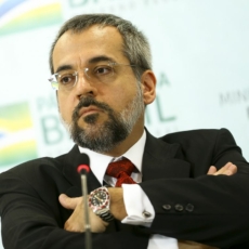 PDT aciona STF contra MP que suspende eleição de reitores