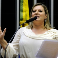 Líder do governo no Congresso admite mudanças na MP do Saneamento