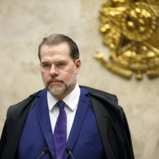 Toffoli ajusta suspensão de pagamento de honorários advocatícios com verba do Fundeb