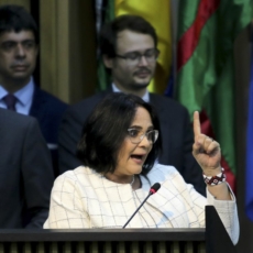 Juiz defende militares em cargos e nega afastar integrantes da Comissão da Anistia