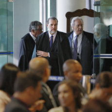 Toffoli e Lewandowski discutem por decreto de GLO afetar servidores do STF
