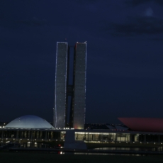 Os dilemas do Direito Constitucional à proteção de dados